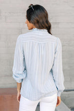 Load image into Gallery viewer, Vero Moda Pinstripe Button Front Top