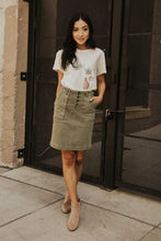 Load image into Gallery viewer, Plant Lover Graphic Tee