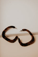 Load image into Gallery viewer, Open Hoop Tortoise Shell Earrings
