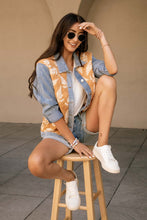 Load image into Gallery viewer, Quilt Detail Denim Jacket
